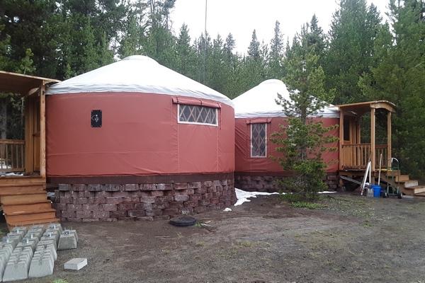 Finishing the yurt foundation